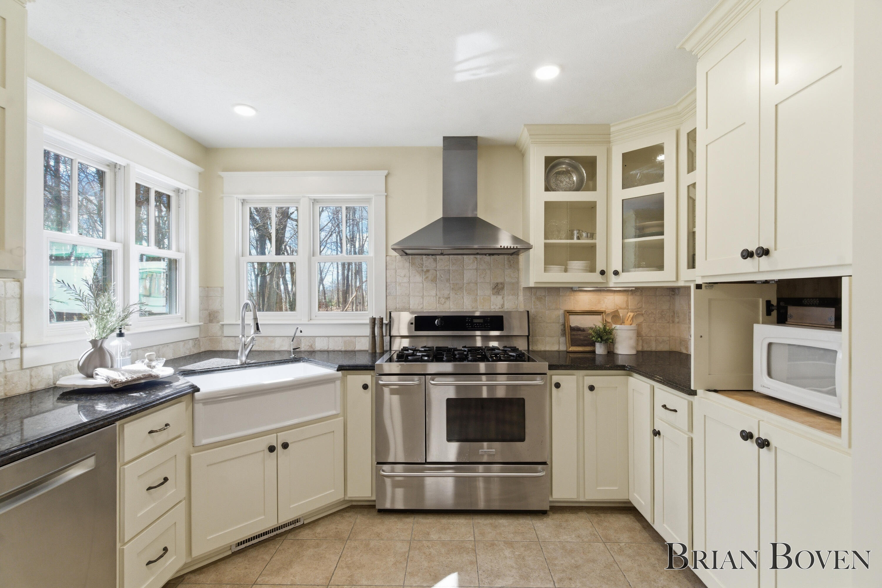 7389 Silver Ridge Drive Rockford, MI 49341 - Photo 9 of 60 DSC07318