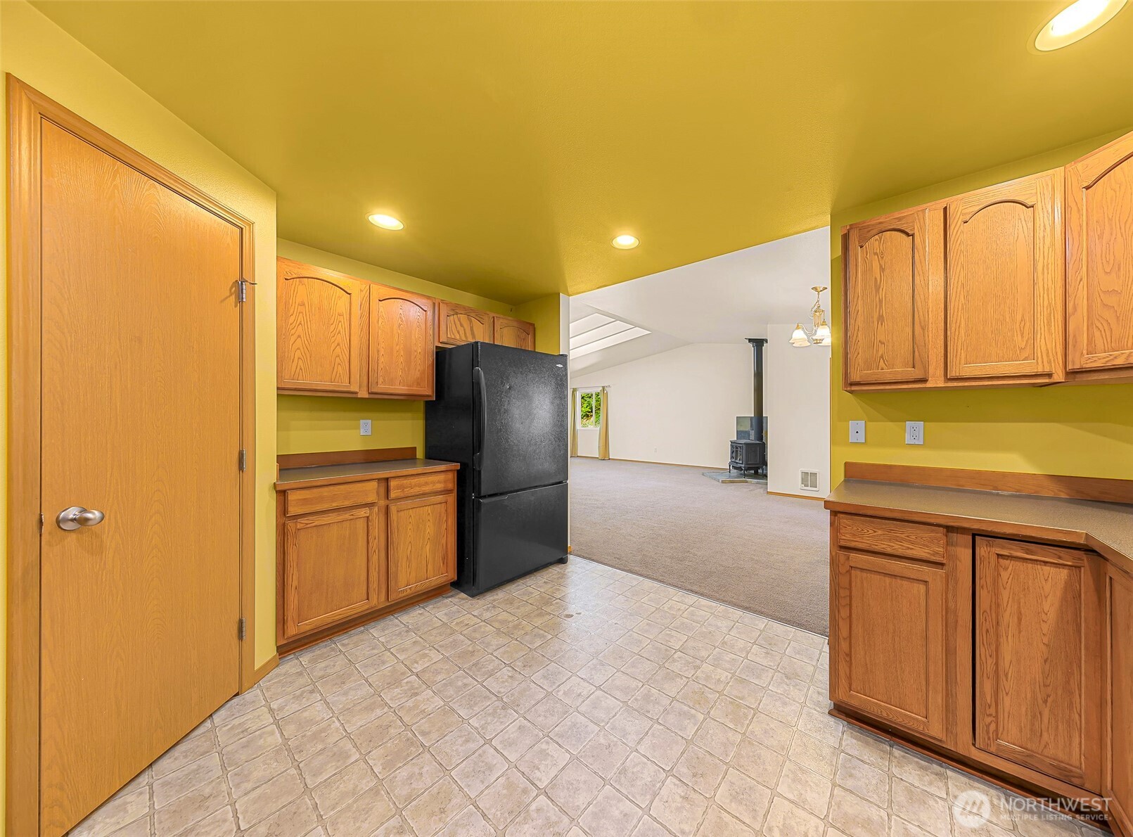 4441 East Forgotten Lane Clinton, WA 98236 - Photo 13 of 36
