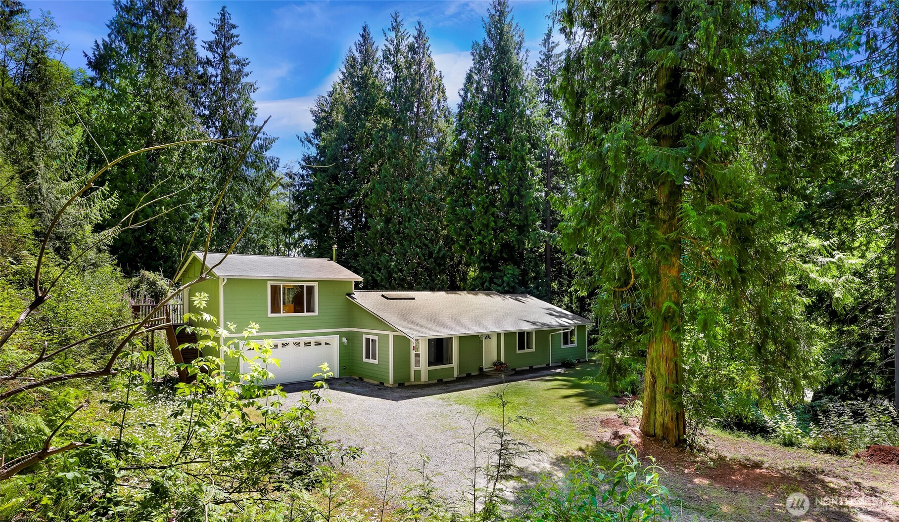 4441 East Forgotten Lane Clinton, WA 98236 - Photo 2 of 36