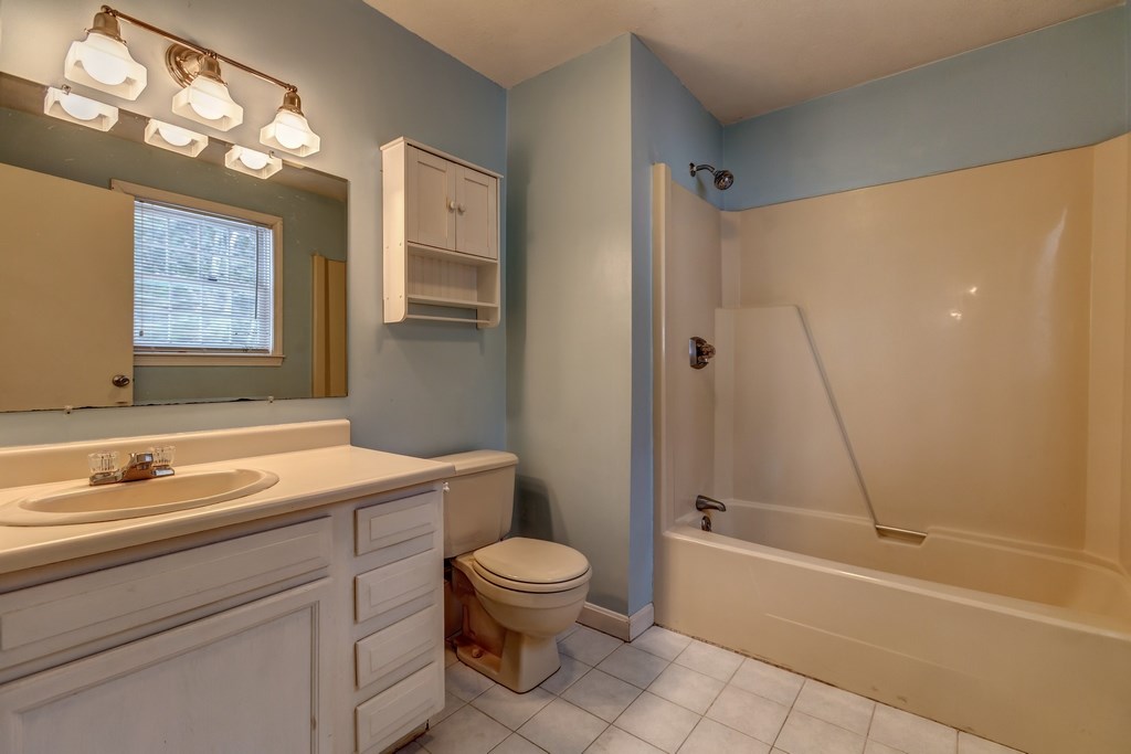 116 Taylor Road Peterborough, NH 03458 - Photo 22 of 36