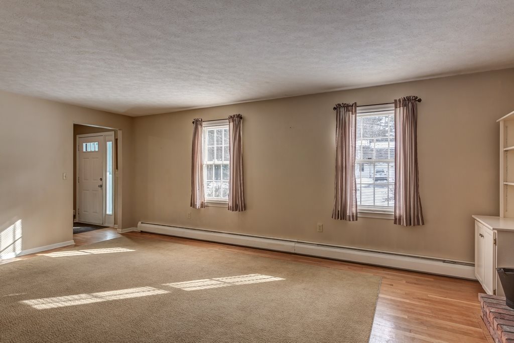 116 Taylor Road Peterborough, NH 03458 - Photo 7 of 36