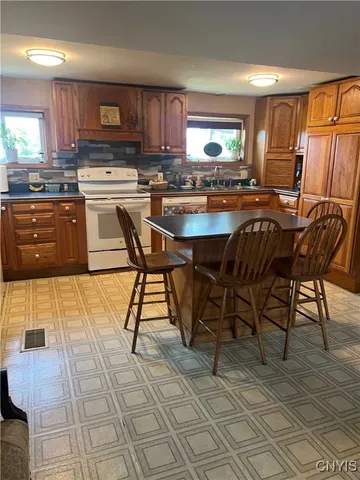 $260,000 | 14306 County Route 89, Mannsville, NY 13661