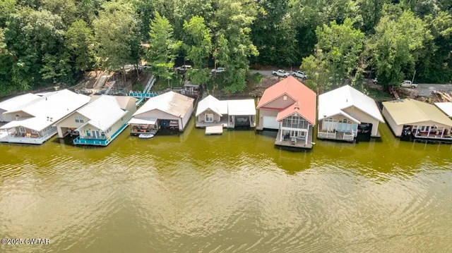 a view of a lake with houses