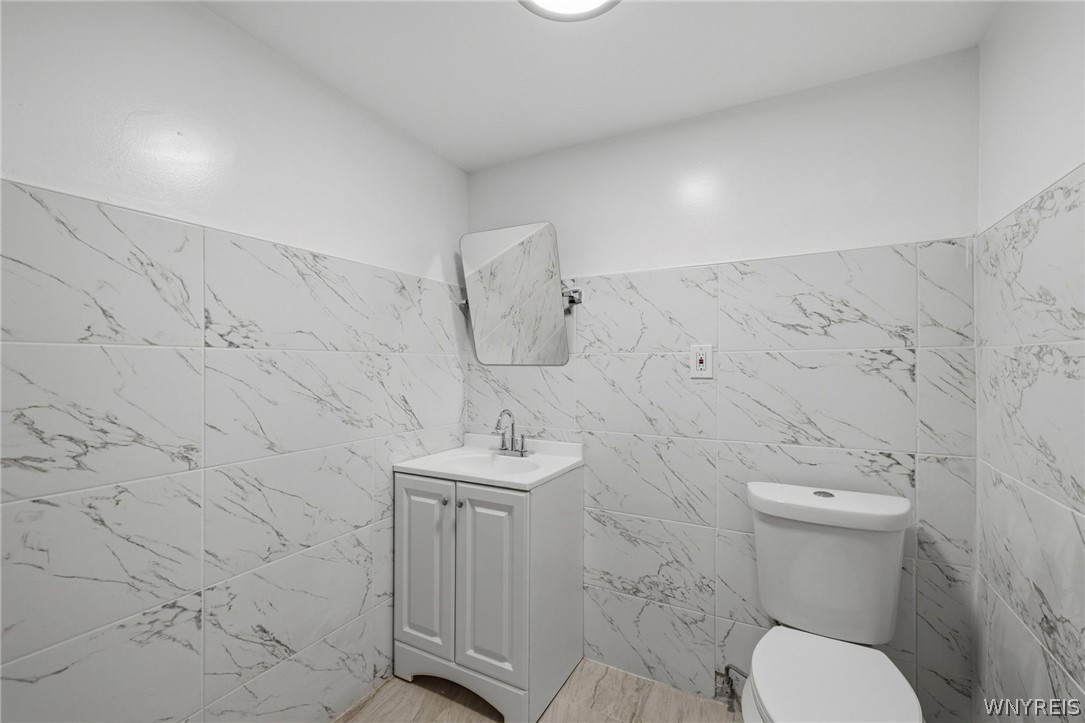 119 Edna Place Buffalo, NY 14209 - Photo 15 of 35