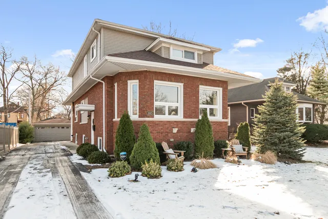 $549,000 | 1885 West 108th Place, Chicago, IL 60643