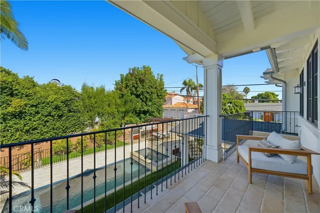 a utility room with sink dryer and washer