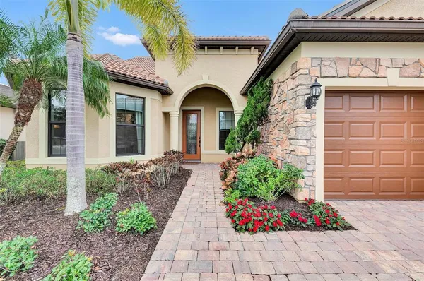 $925,000 | 13631 Salinas Street, Venice, FL 34293