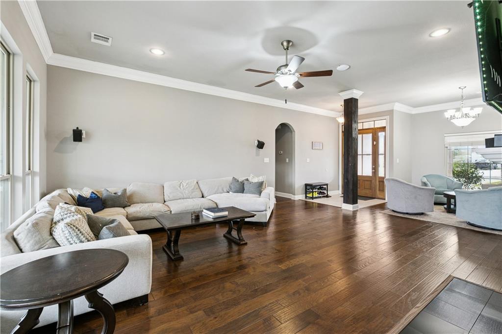 8669 Sandpiper Street Denham Springs, LA 70706 - Photo 4 of 24