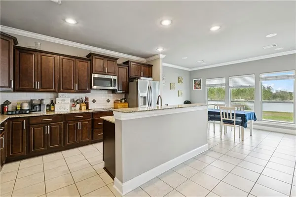 $342,500 | 8669 Sandpiper Street, Denham Springs, LA 70706