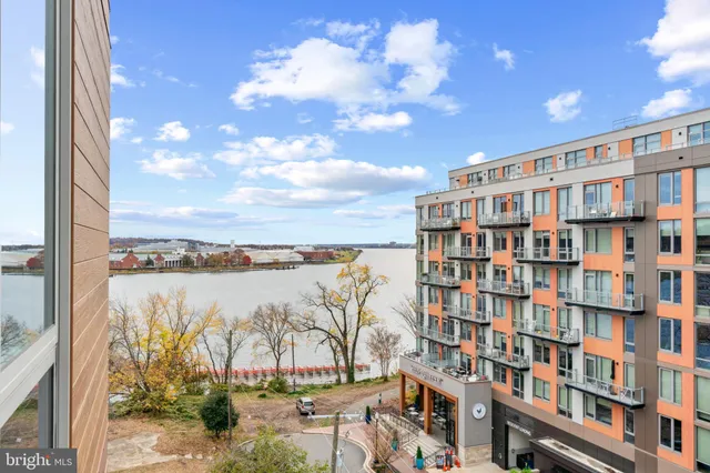 $535,000 | 88 V Street Southwest, Unit 710, Washington, DC 20024