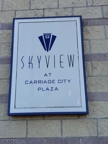 $1,975 | 1 Carriage City Plaza, Unit 1115, Rahway, NJ 07065