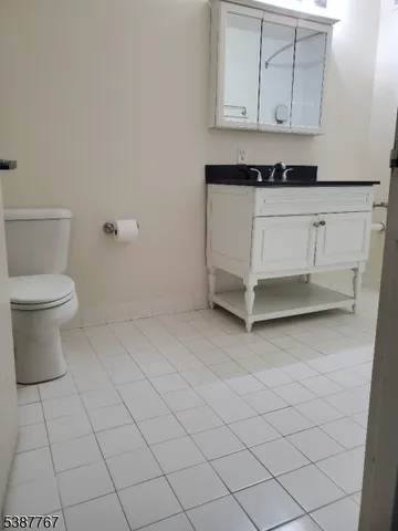 $1,975 | 1 Carriage City Plaza, Unit 1115, Rahway, NJ 07065