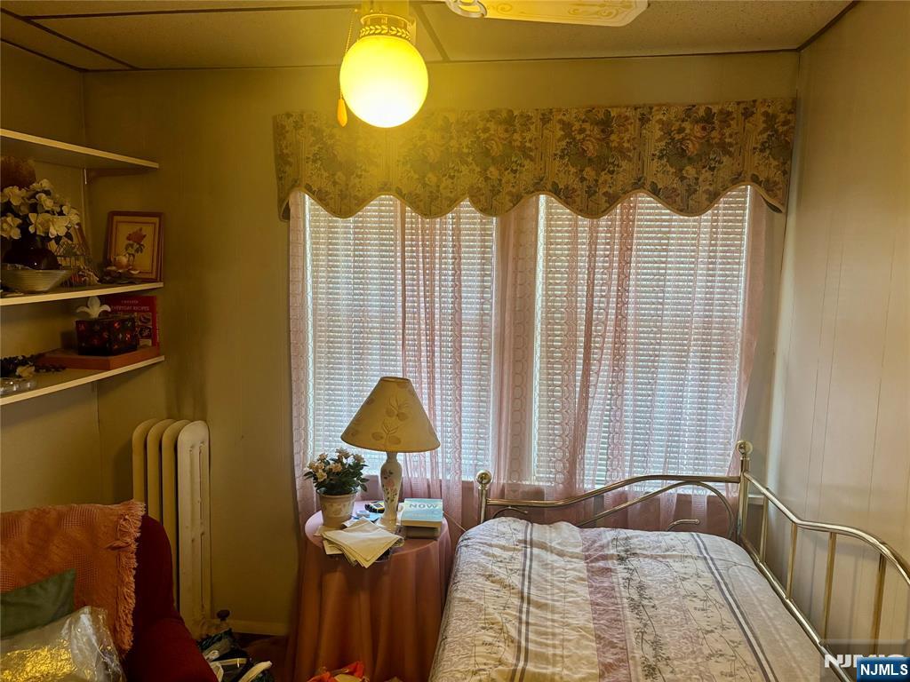 528 Terrace Avenue Hasbrouck Heights, NJ 07604 - Photo 17 of 18