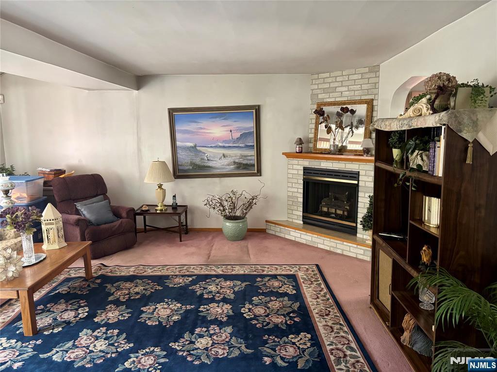 528 Terrace Avenue Hasbrouck Heights, NJ 07604 - Photo 6 of 18