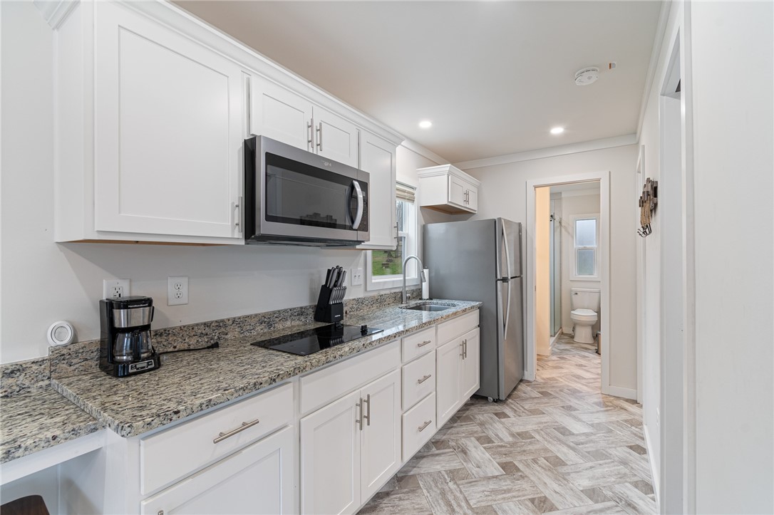 7150 Garner Road, Unit 40 Wolcott, NY 14590 - Photo 9 of 20 Enjoy your luxurious vacation!