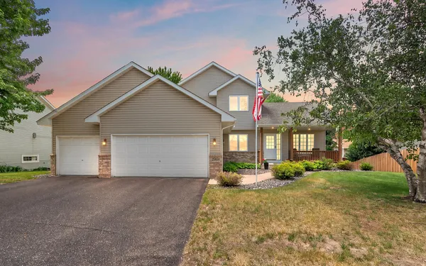 $375,000 | 25854 18th Street West, Zimmerman, MN 55398