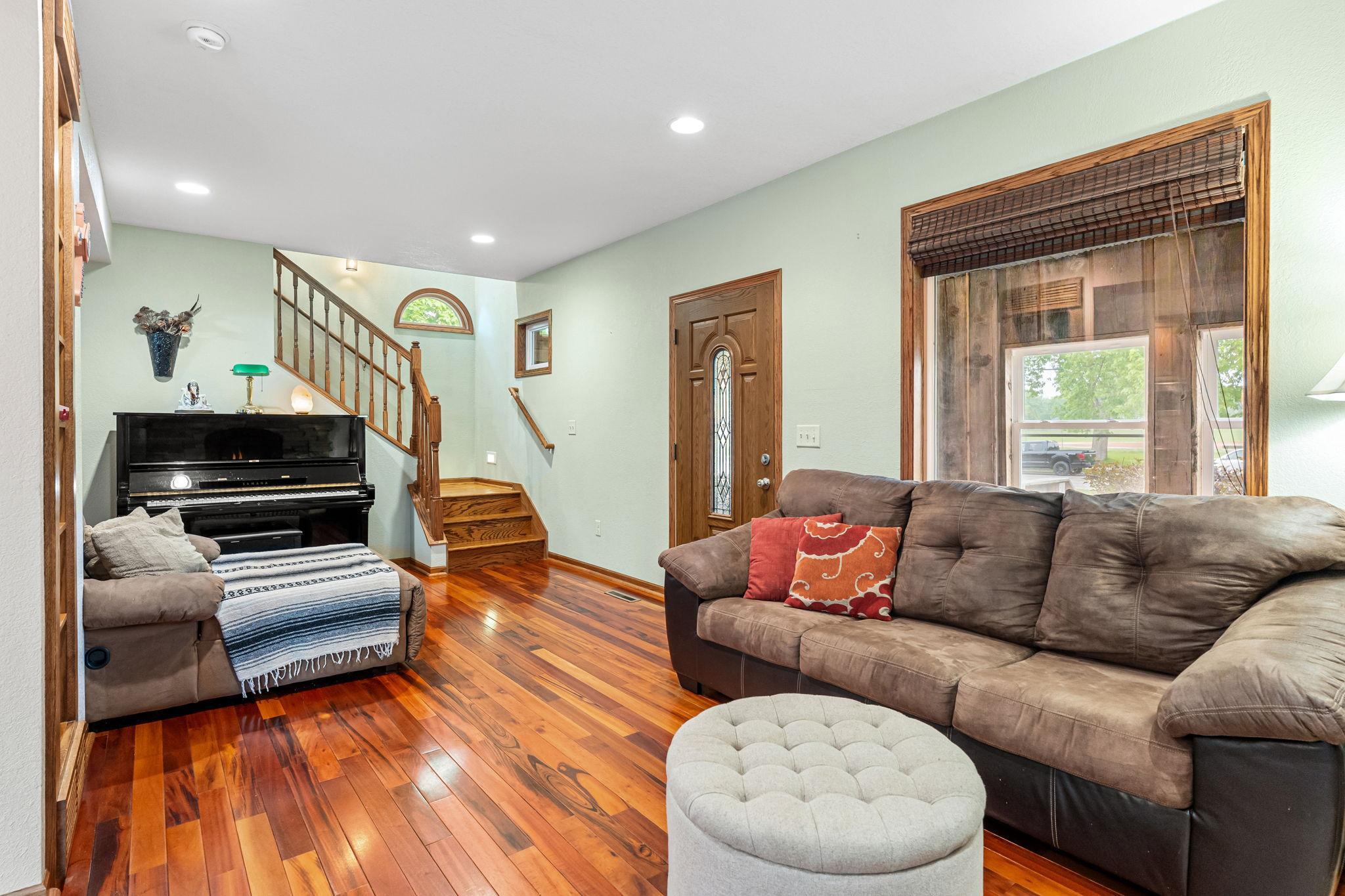 1636 St Paul Road Owatonna, MN 55060 - Photo 4 of 40
