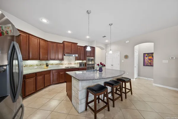 $465,000 | 9108 Trail Stem, Schertz, TX 78154