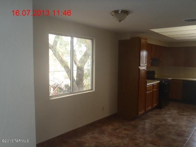1340 East Milton Road Tucson, AZ 85706 - Photo 4 of 18