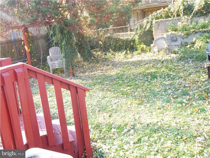 324 Laurel Road Sharon Hill, PA 19079 - Photo 9 of 14 Gallery Image 9