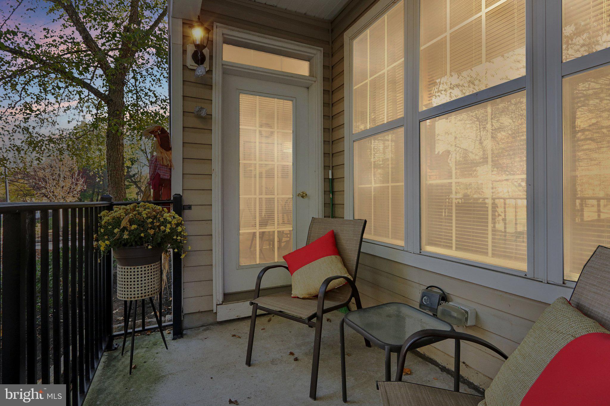 110 Kyle Way Ewing, NJ 08628 - Photo 2 of 45