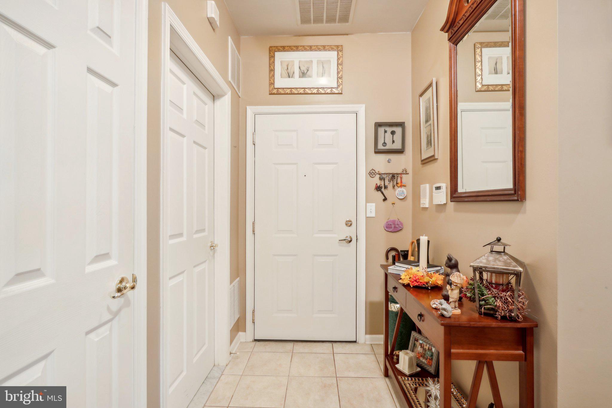 110 Kyle Way Ewing, NJ 08628 - Photo 6 of 45