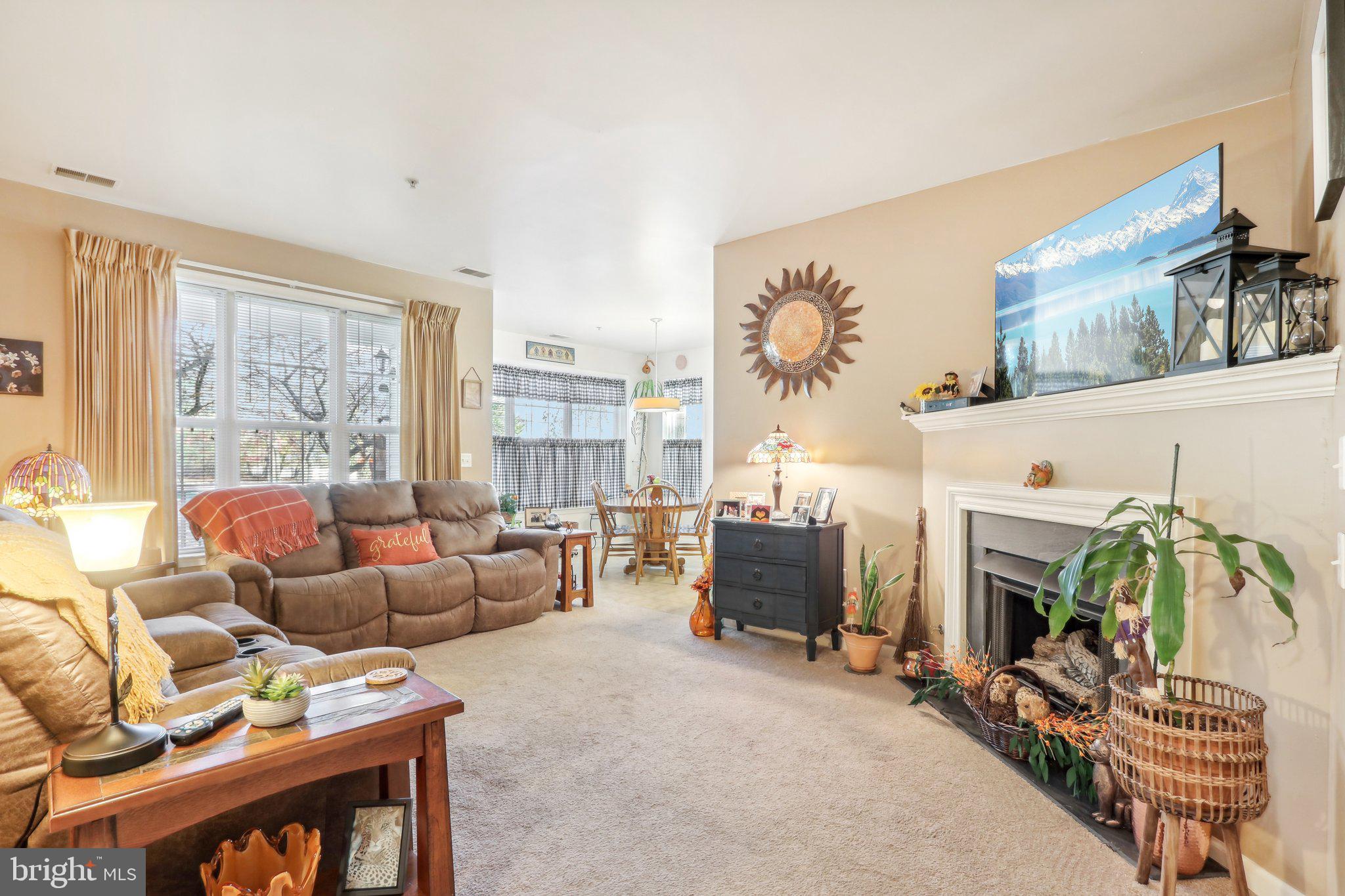 110 Kyle Way Ewing, NJ 08628 - Photo 10 of 45