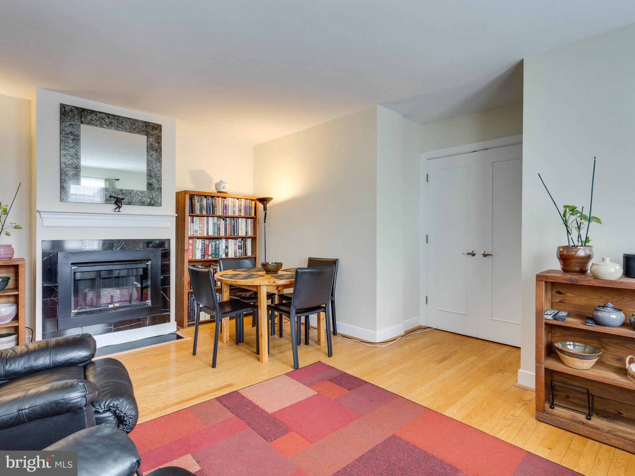 1727 R Street Northwest, Unit 504 Washington, DC 20009 - Photo 15 of 30 Living Room