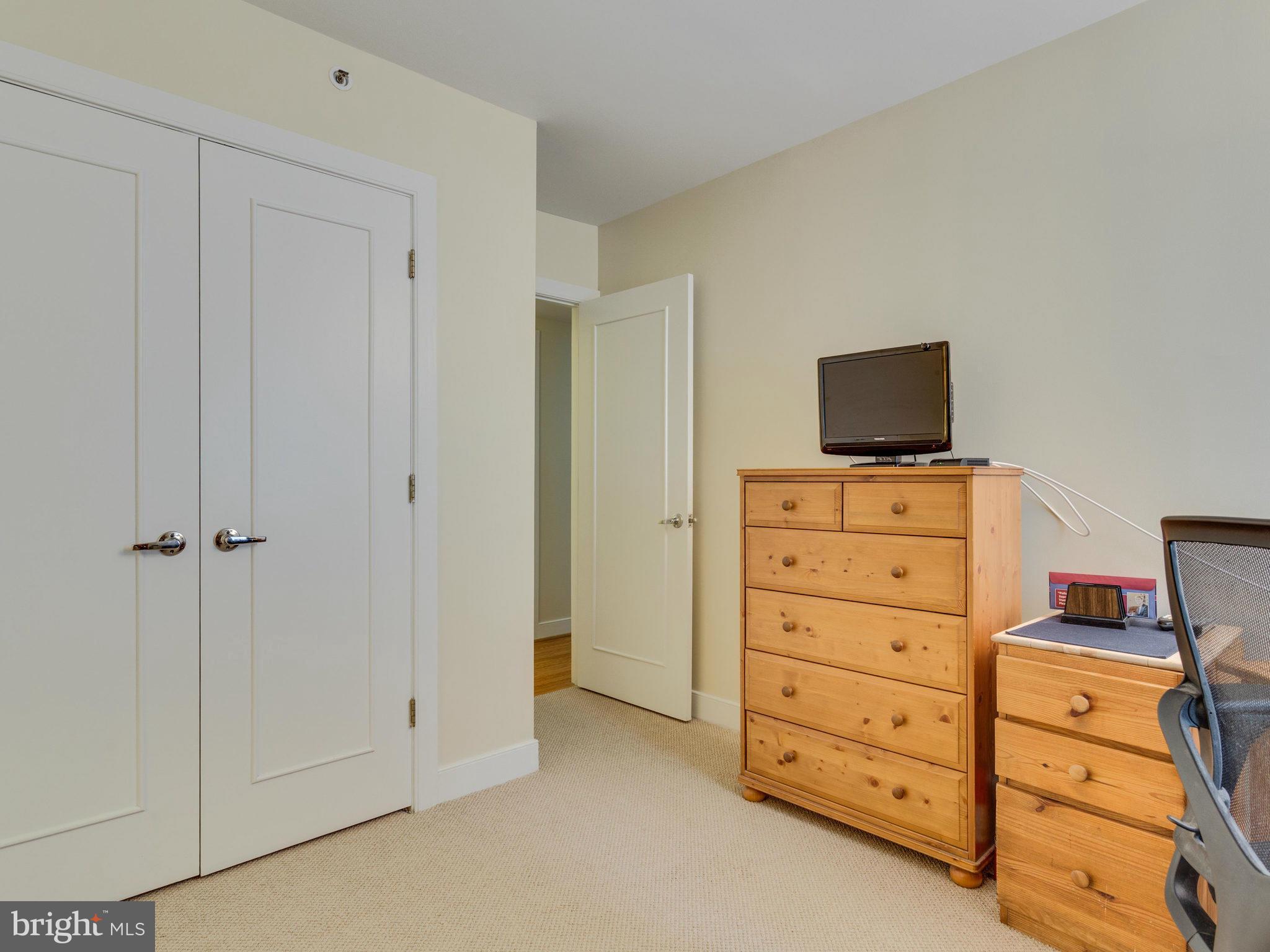 1727 R Street Northwest, Unit 504 Washington, DC 20009 - Photo 21 of 30 Bedroom