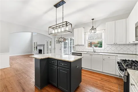 $619,500 | 1905 Barrett Drive, Cumming, GA 30040