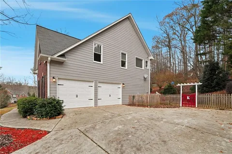 $619,500 | 1905 Barrett Drive, Cumming, GA 30040
