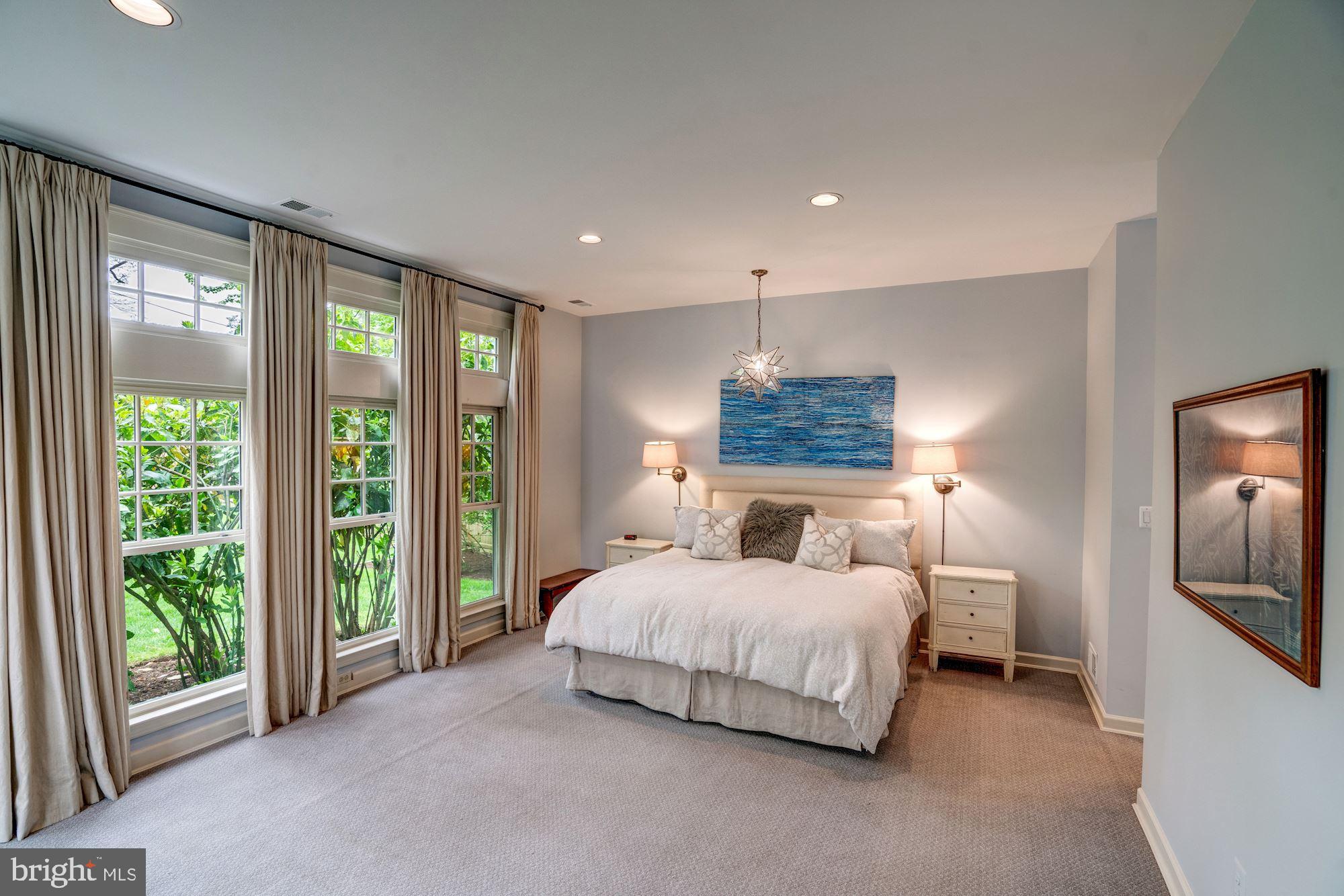 6705 Persimmon Tree Road Bethesda, MD 20817 - Photo 15 of 39