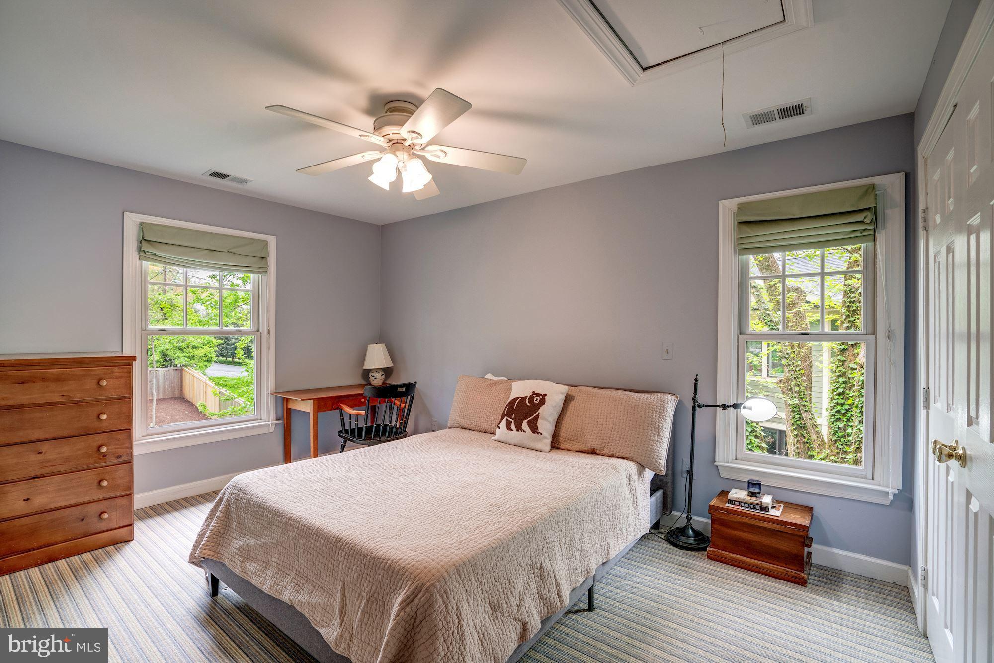 6705 Persimmon Tree Road Bethesda, MD 20817 - Photo 22 of 39