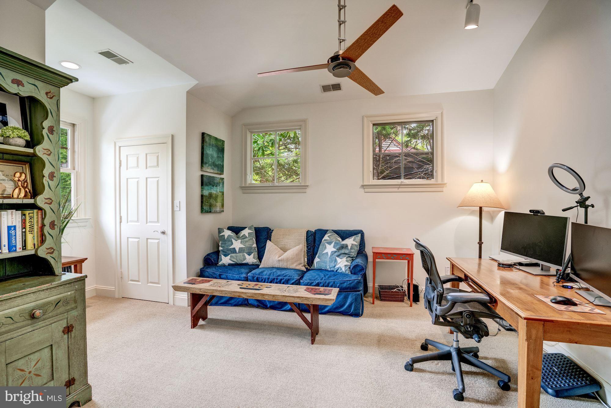 6705 Persimmon Tree Road Bethesda, MD 20817 - Photo 29 of 39