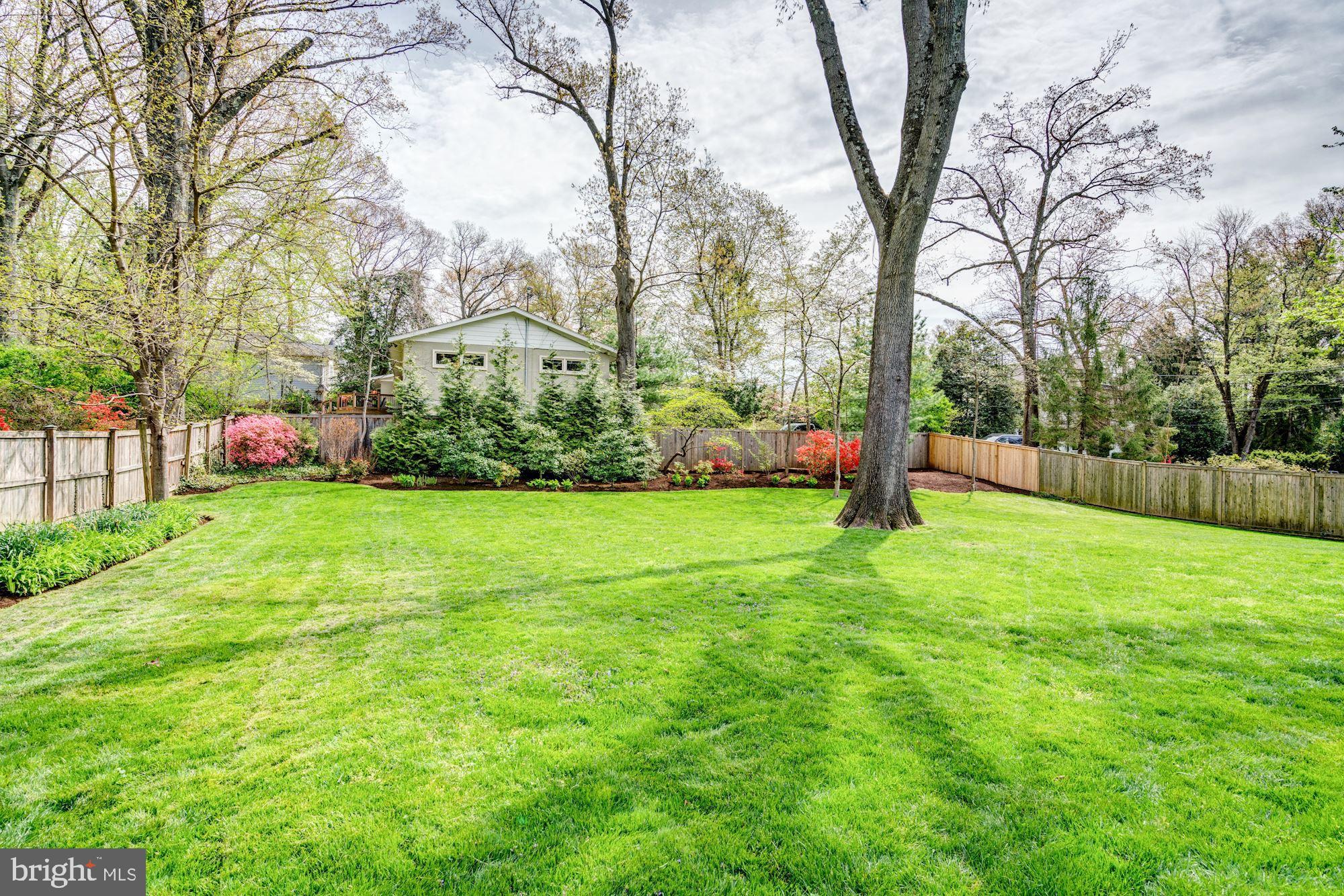 6705 Persimmon Tree Road Bethesda, MD 20817 - Photo 39 of 39