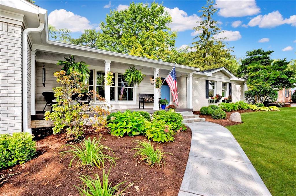 6230 Breamore Road Indianapolis, IN 46220 - Photo 4 of 48
