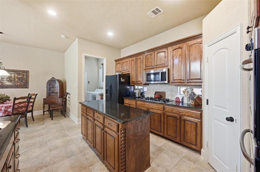 2651 Sage Ridge Drive Frisco, TX 75034 - Photo 11 of 38