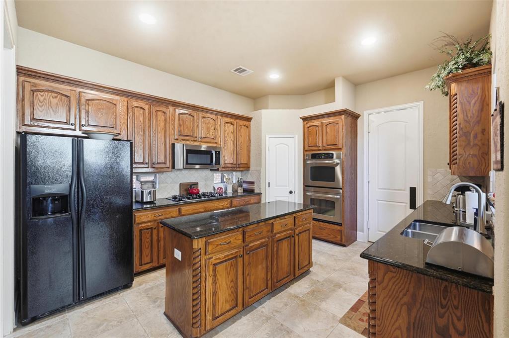 2651 Sage Ridge Drive Frisco, TX 75034 - Photo 10 of 38