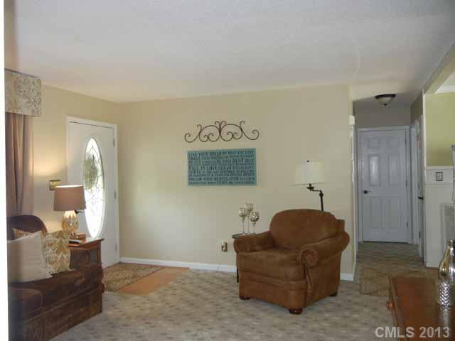 808 Concord Road, Unit 11 Albemarle, NC 28001 - Photo 3 of 16 Gallery Image 3