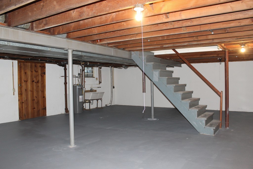 25 Redstone Drive Springfield, MA 01118 - Photo 17 of 24 Gallery Image 17