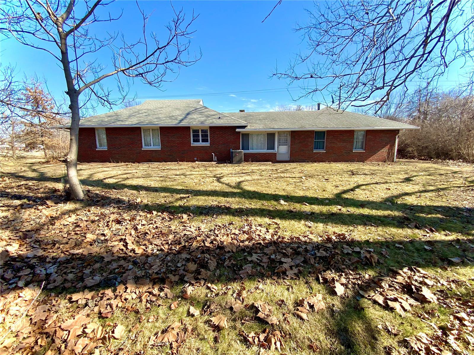 7032 North Humbert Road Godfrey, IL 62035 - Photo 4 of 22