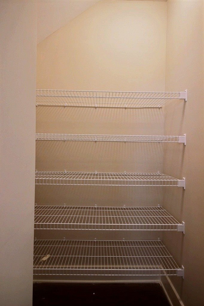 186 East South Street, Unit 1 Collierville, TN 38017 - Photo 15 of 22 a view of a rack