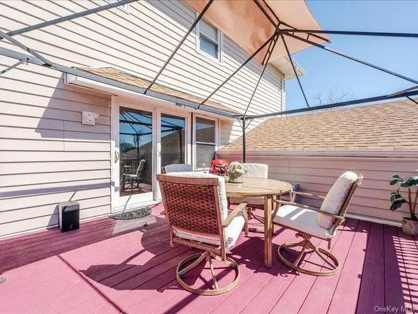 $1,099,000 | 472 Kirkman Avenue, Elmont, NY 11003
