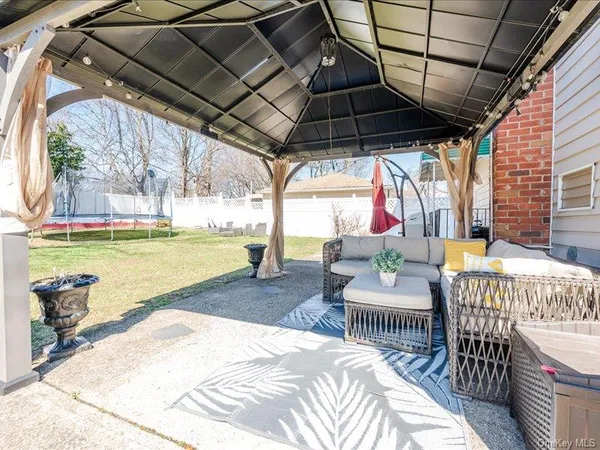 $1,099,000 | 472 Kirkman Avenue, Elmont, NY 11003