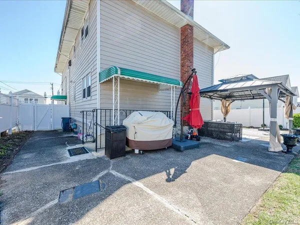 $1,099,000 | 472 Kirkman Avenue, Elmont, NY 11003