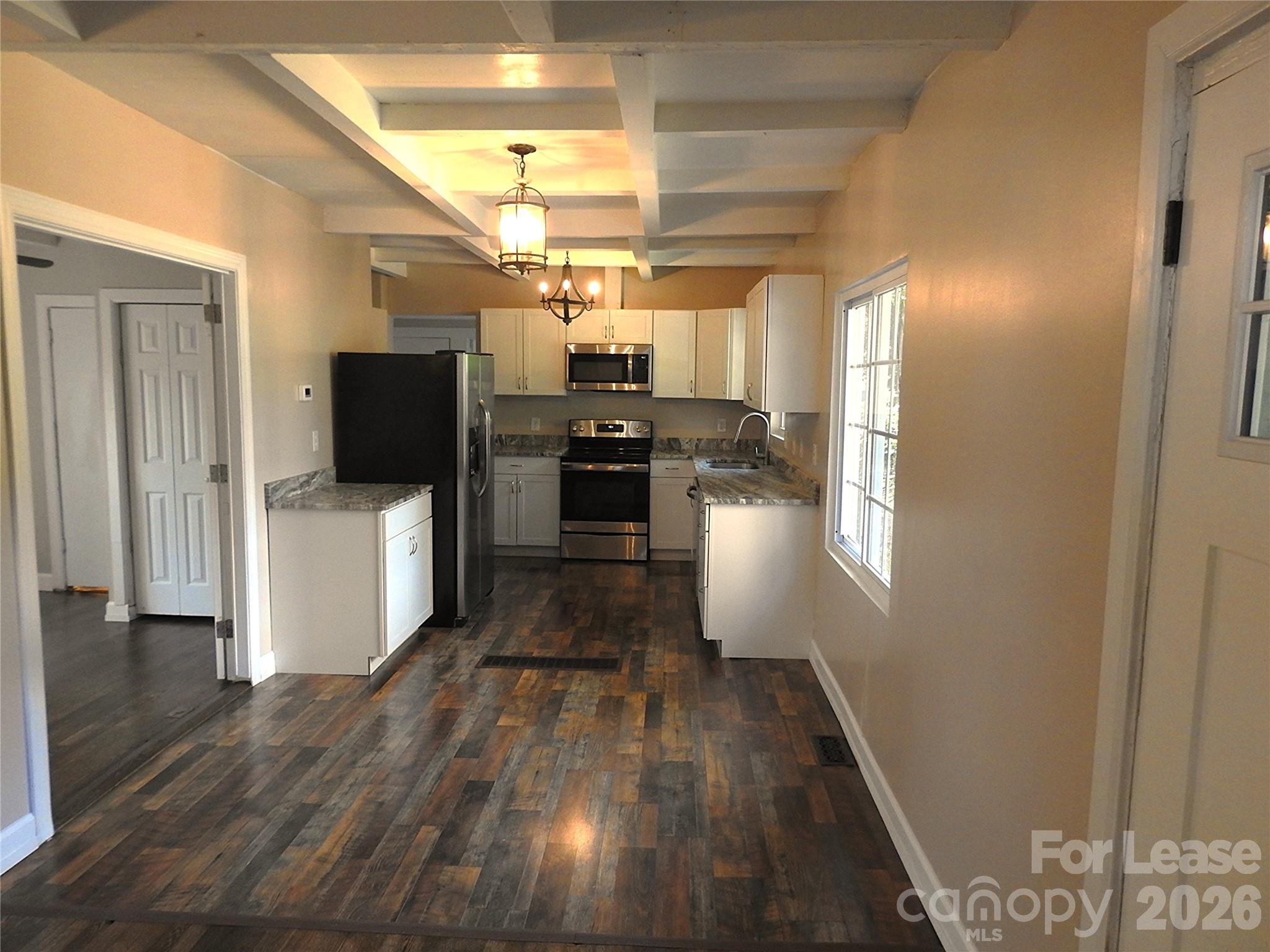 201 Merriman Road Hendersonville, NC 28791 - Photo 5 of 22
