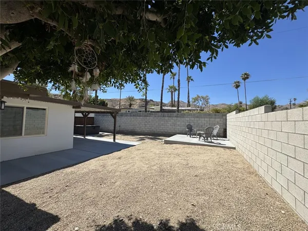 $2,500 | 68695 F Street, Cathedral City, CA 92234