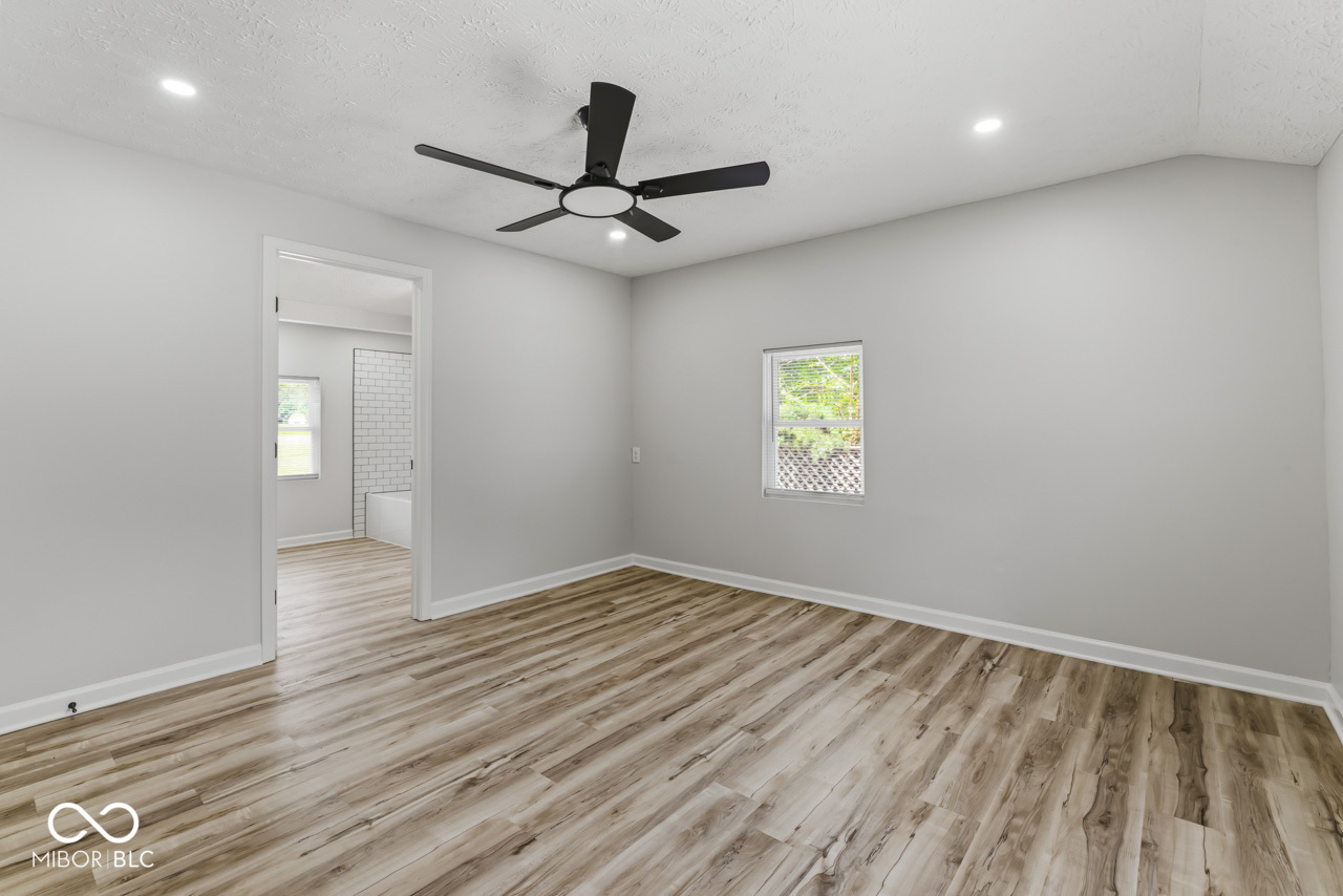 5547 West Southport Road Indianapolis, IN 46221 - Photo 21 of 39