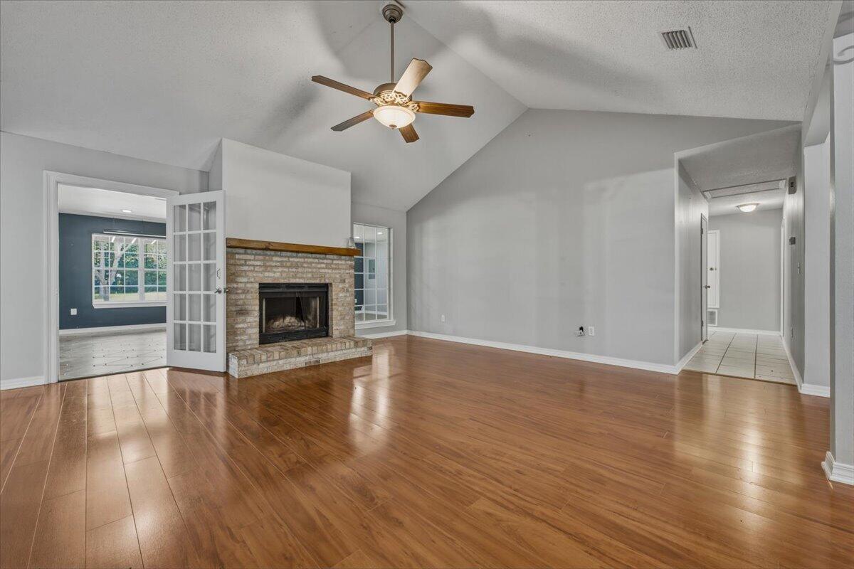 112 Golf Course Drive Crestview, FL 32536 - Photo 9 of 63 27-112 Golf Course Dr-Crestview-27