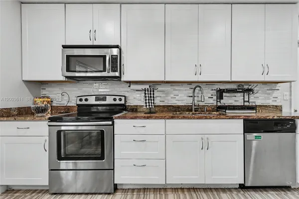 $4,850 | 7941 Northwest 3rd Place, Plantation, FL 33324